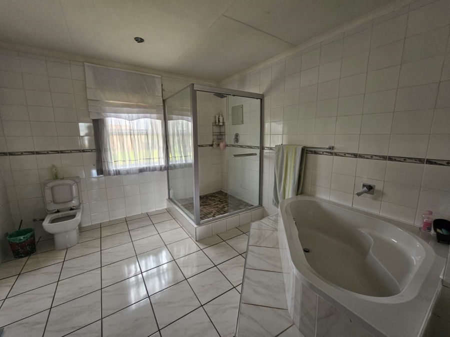 3 Bedroom Property for Sale in Sasolburg Rural Free State